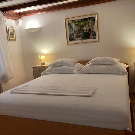 Guesthouse Vicelic 1 두브로브니크 외부 사진
