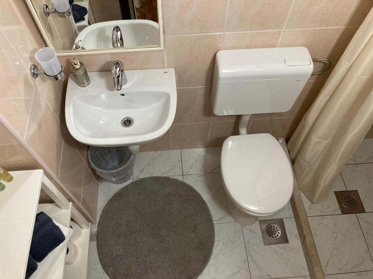 Guesthouse Vicelic 1 두브로브니크 외부 사진